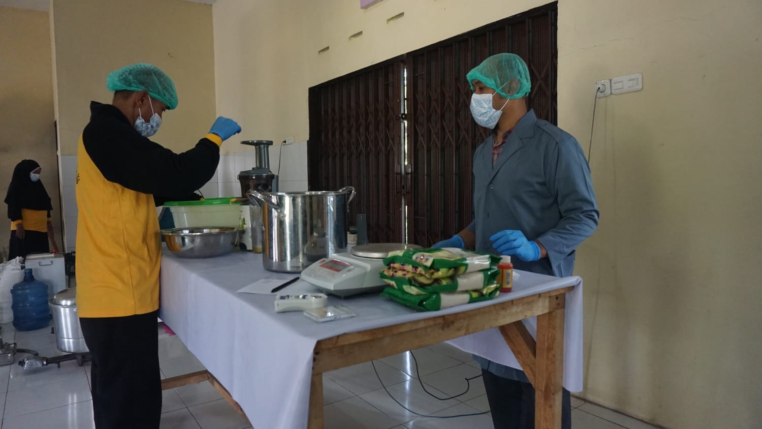 BSPJI PONTIANAK DAMPINGI IKM TINGKATKAN KUALITAS PRODUK