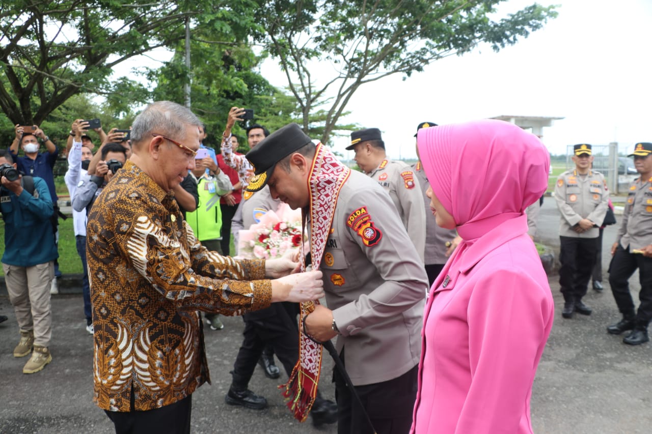 Sutarmidji Berharap Brigjen Pipit Rismanto Cepat Beradaptasi