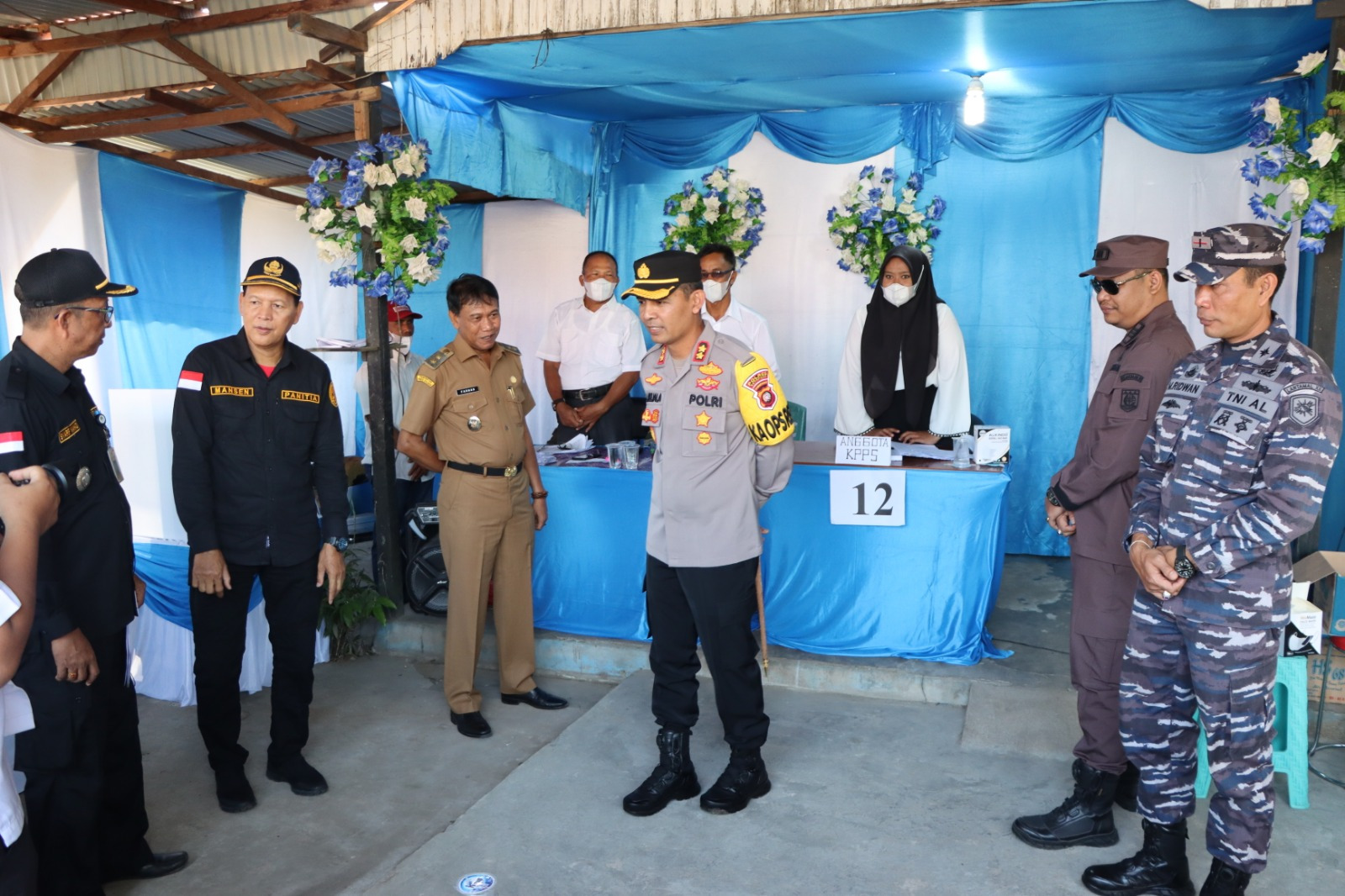 Bersama Forkopimda, Wabup Ketapang Pantau Pelaksanaan Pilkades Serentak