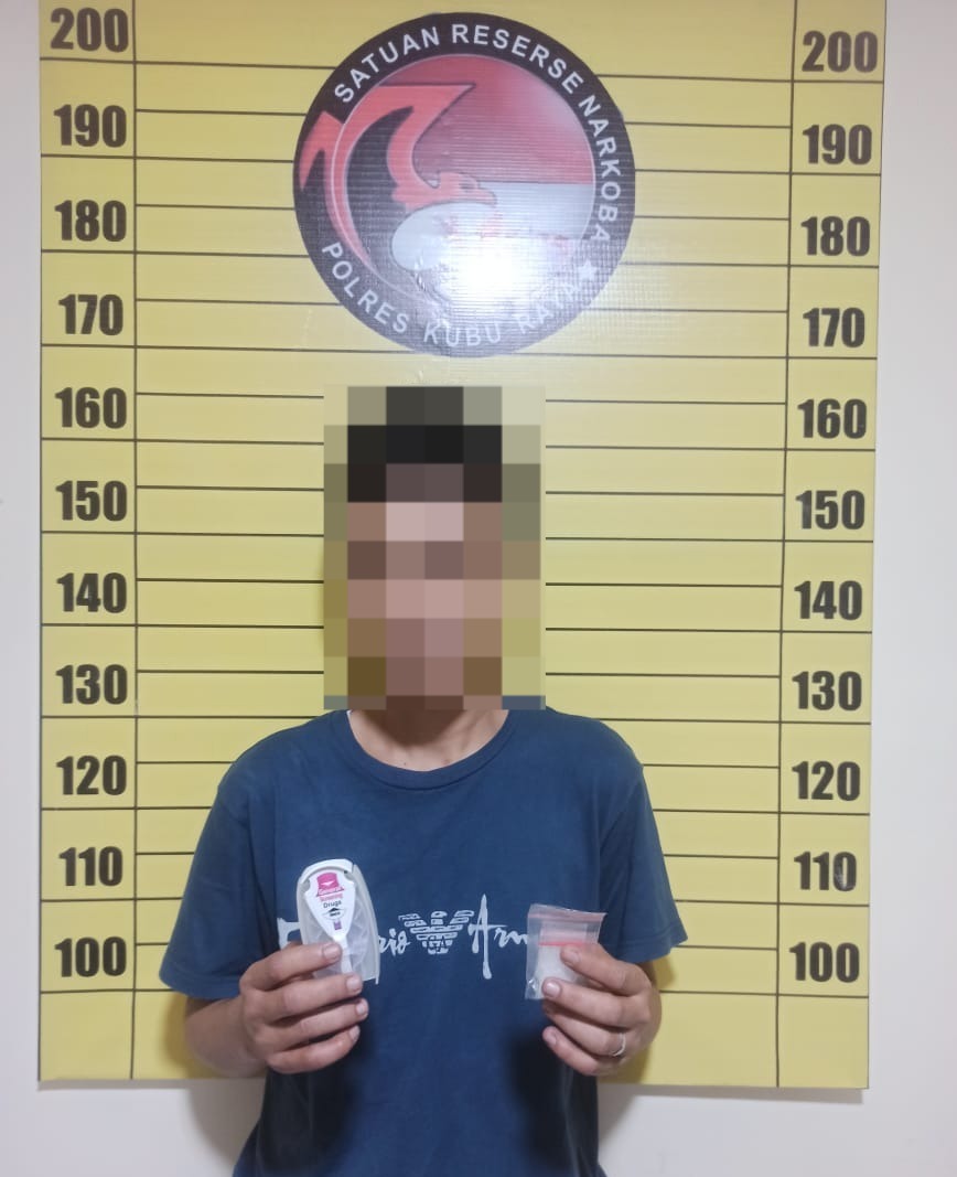 Jualan Sabu Niatnya Bantu Orang Tua, Terciduk Deh !