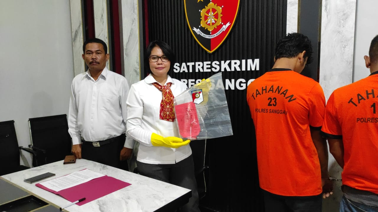Dua "Aktor"  Bengkas SPBU Ngaku Duit yang Diembat untuk Minum-minum