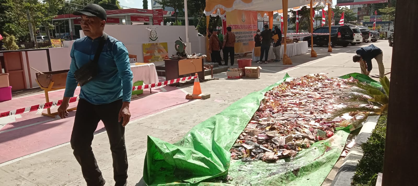 Telah Inkracht, Kejari Pontianak Musnahkan Barang Bukti