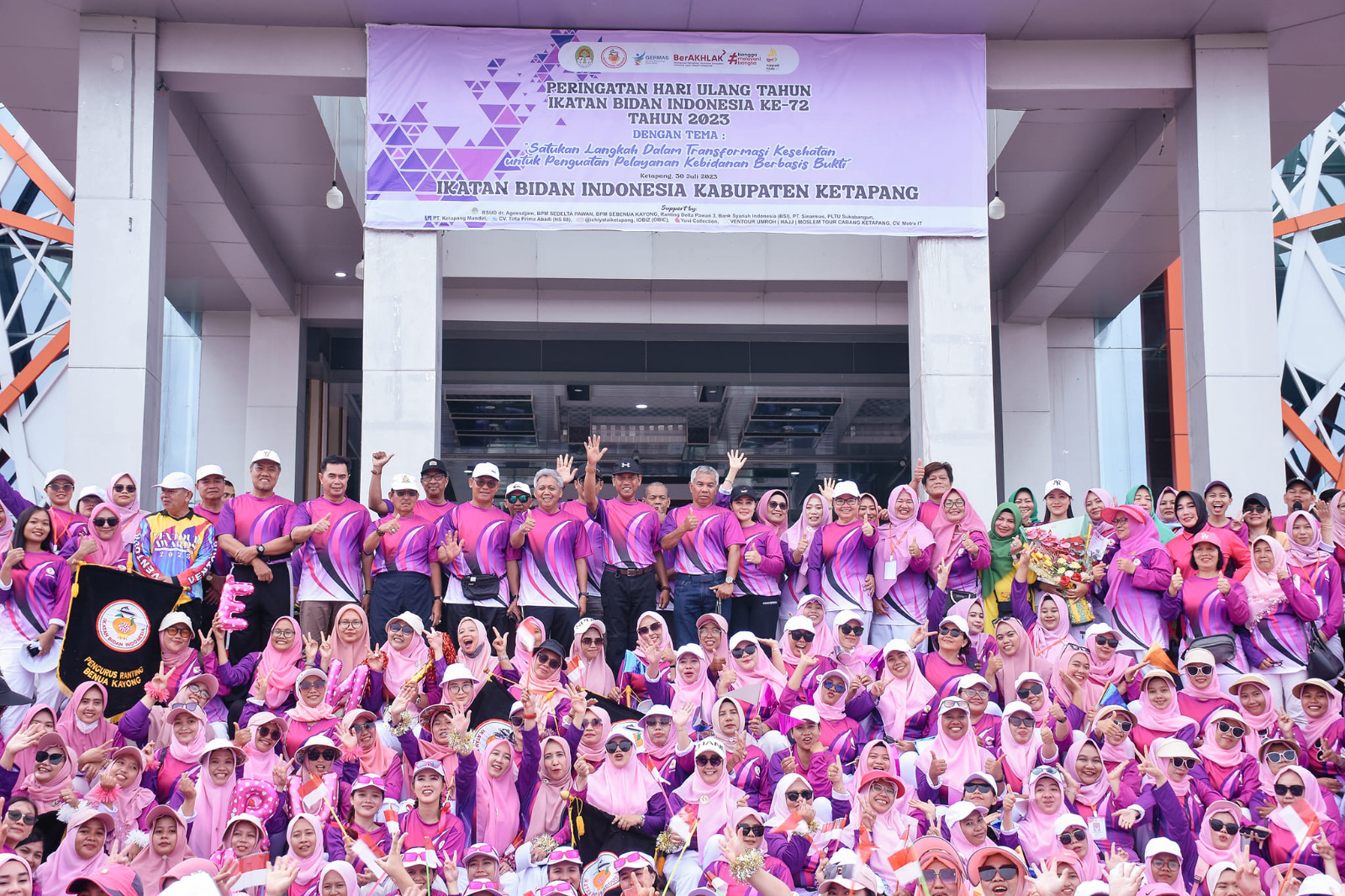 Bupati dan Wakil Bupati Ketapang Hadiri Hut Ke-72 IBI