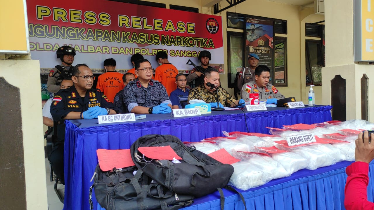 3 Hari Pengintaian, Sukses Tangkap 3 Pelaku Bawa Sabu Hampir 20 Kg