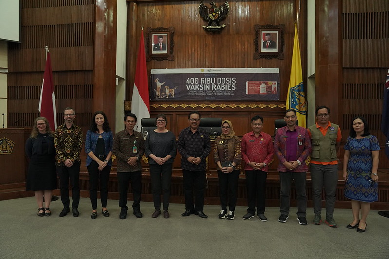 Australia Menyediakan Vaksin untuk Mendukung Respons Rabies di Indonesia