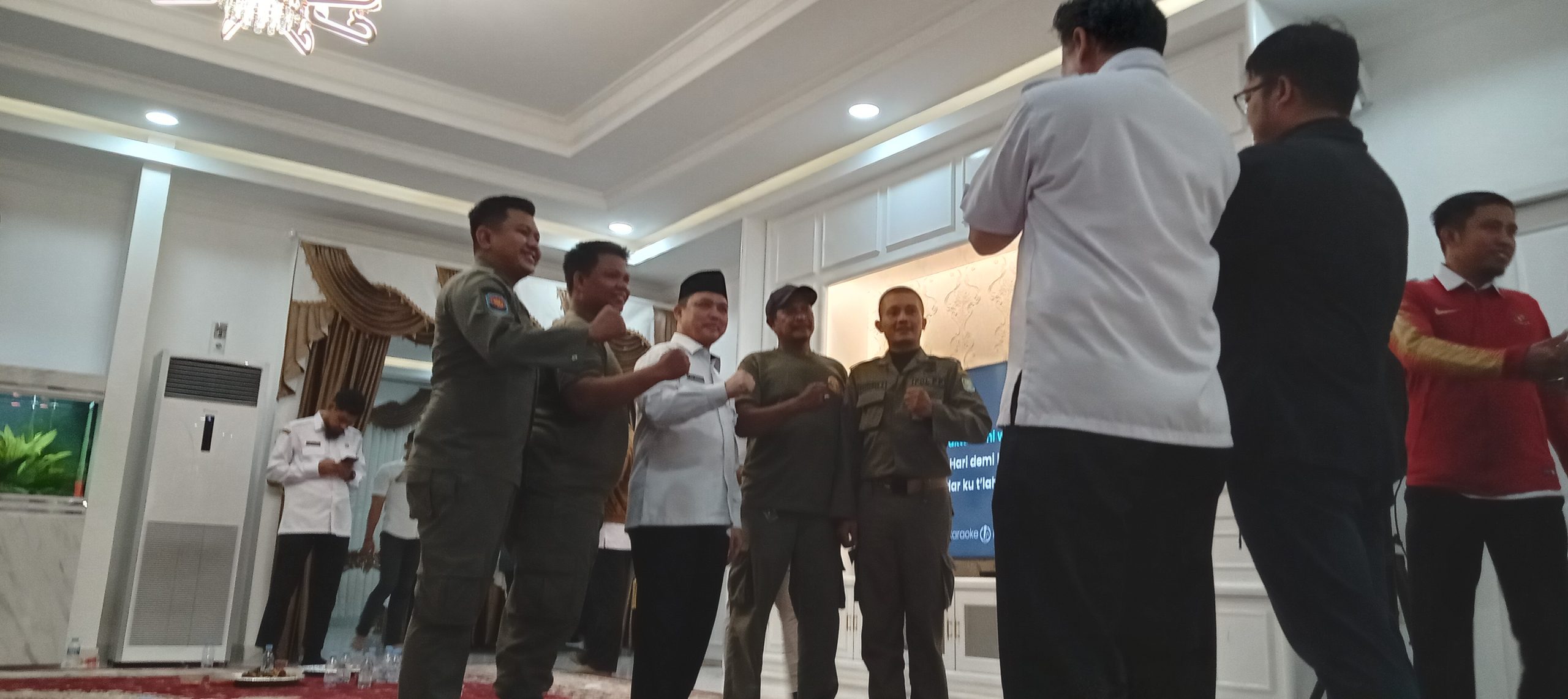 Rencana Pilkada, Ria Norsan Anggap Belanda Masih Jauh