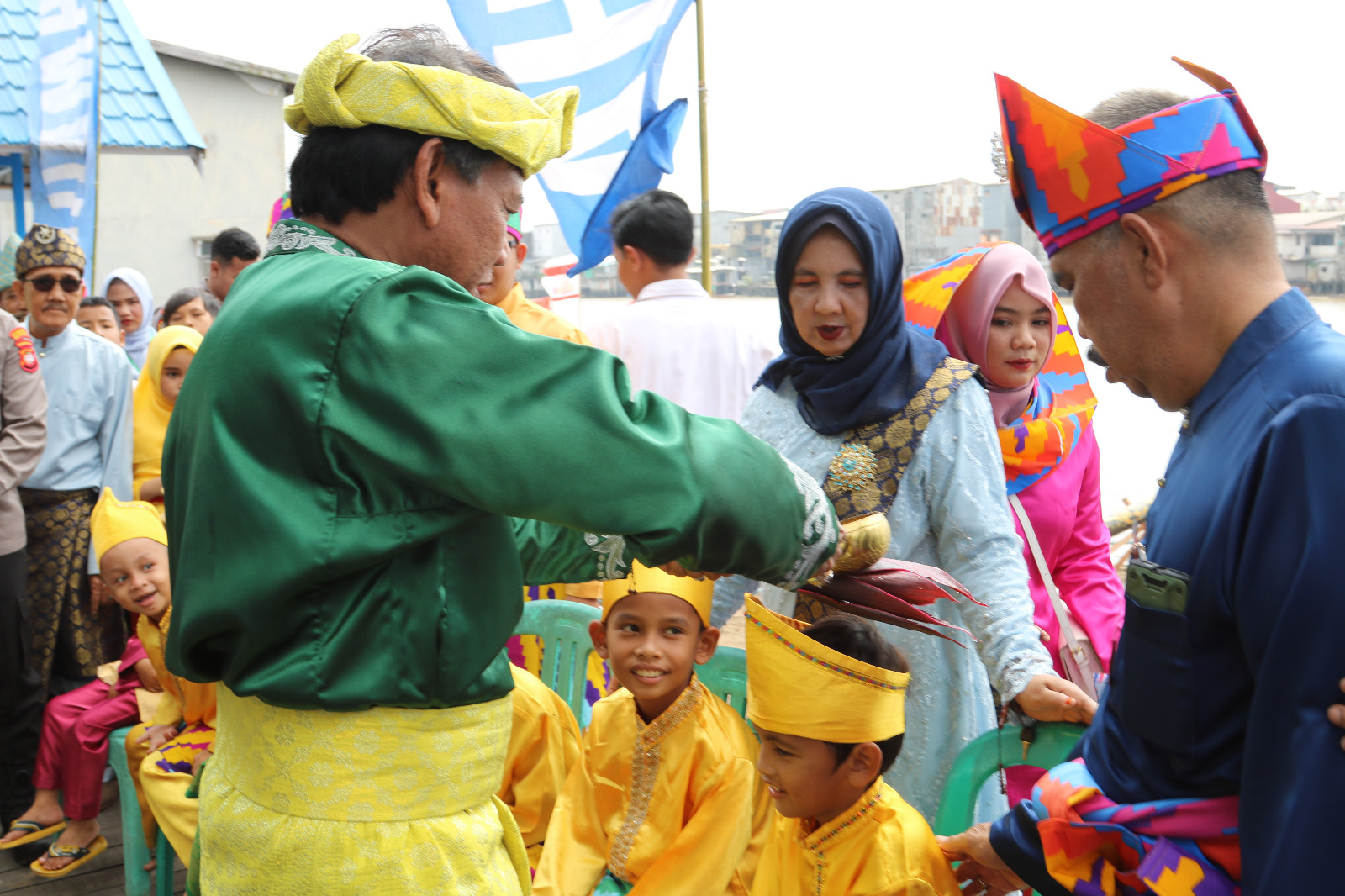 Pemkab Ketapang Lestarikan Tradisi Budaya Robo-Robo
