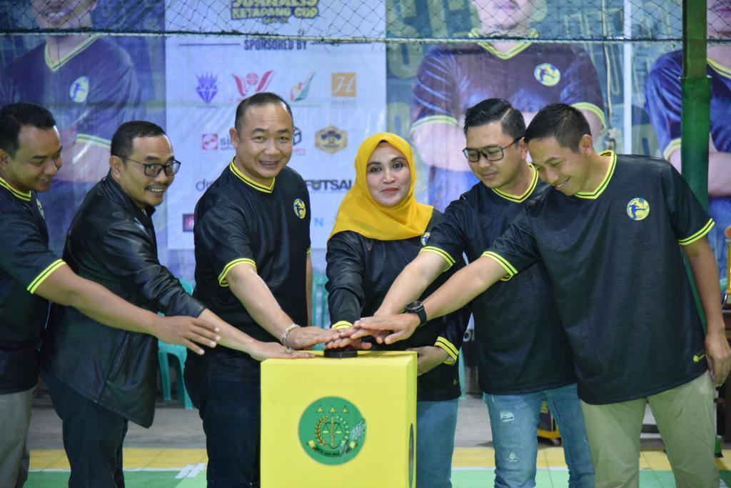 Kajari Buka Turnamen Futsal Jurnalis Ketapang Cup Seri IX