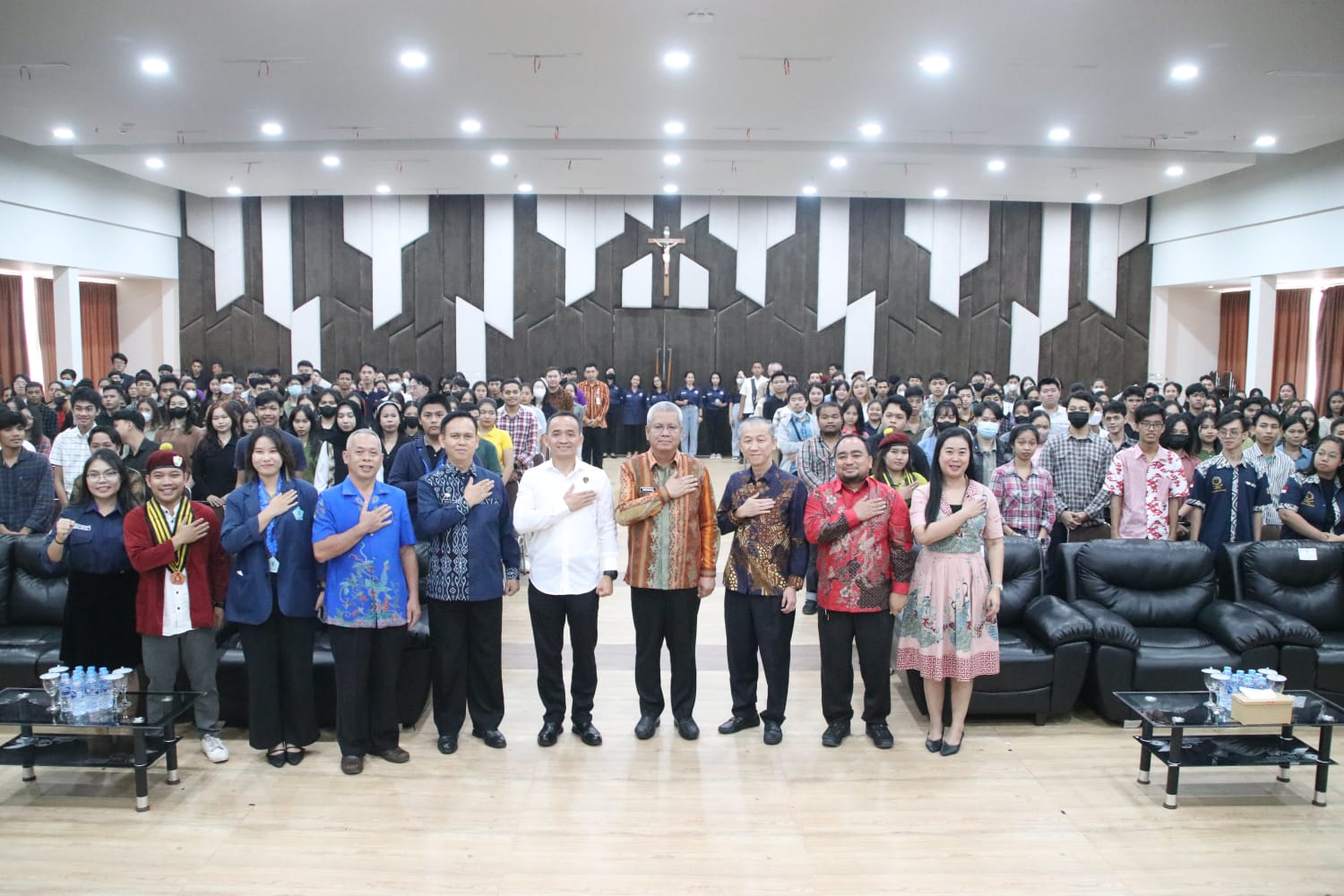 Ini Pesan Horisson kepada Mahasiswa Widya Dharma Jelang Pemilu