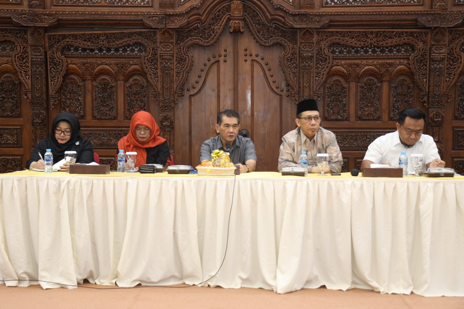 Ani Sofian Pimpin Rapat Perdana, Bahas Program 2024