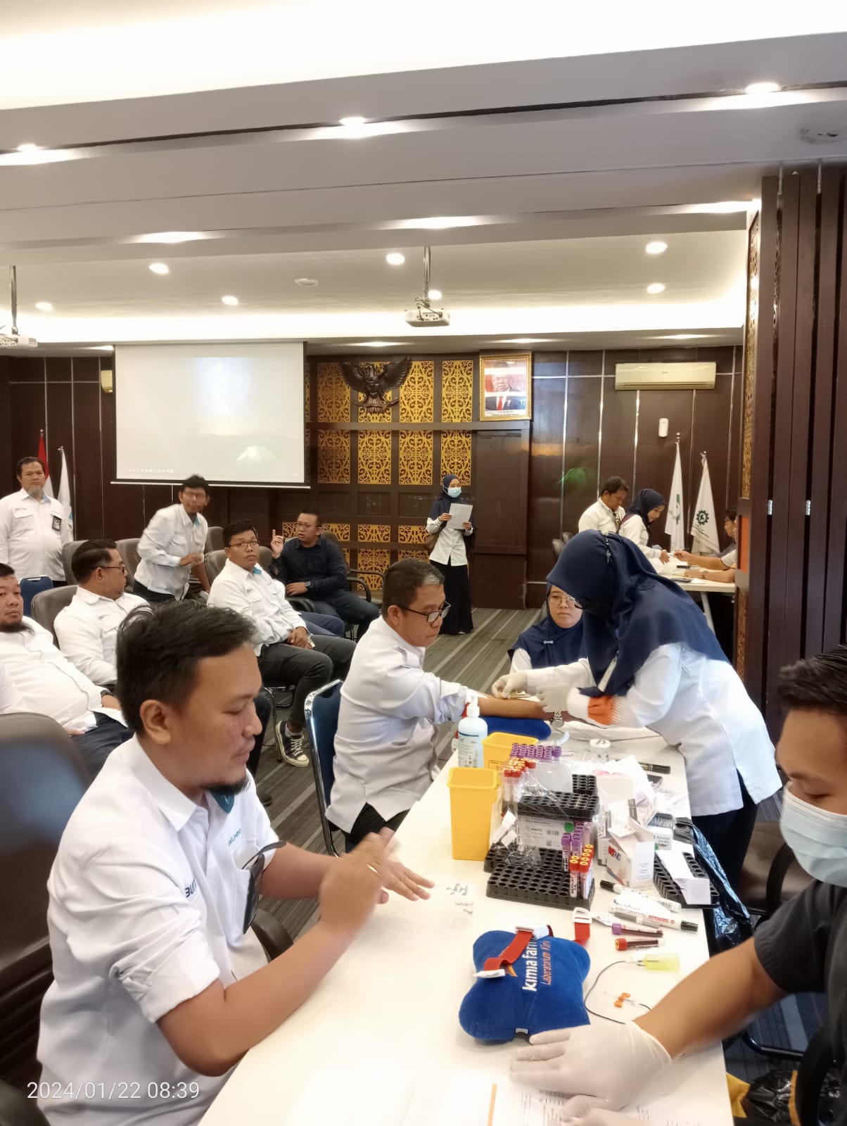 Pastikan Kesehatan Pekerja, Pelindo Lakukan Medical Checkup