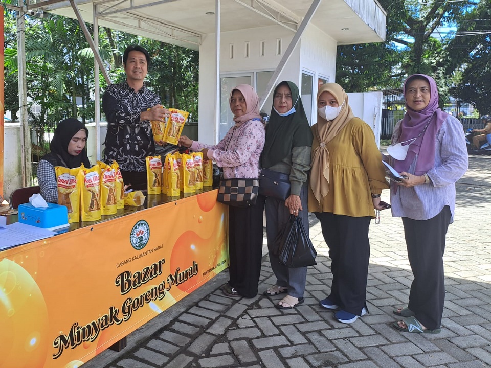 GAPKI Kalbar Gelar Bazar Minyak Goreng Murah