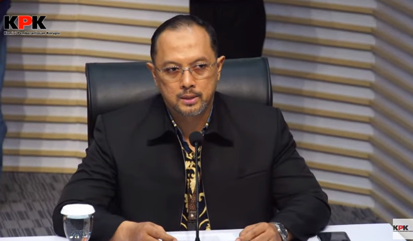 KPK Periksa Anak Eks Gubernur Maluku Utara Abdul Gani