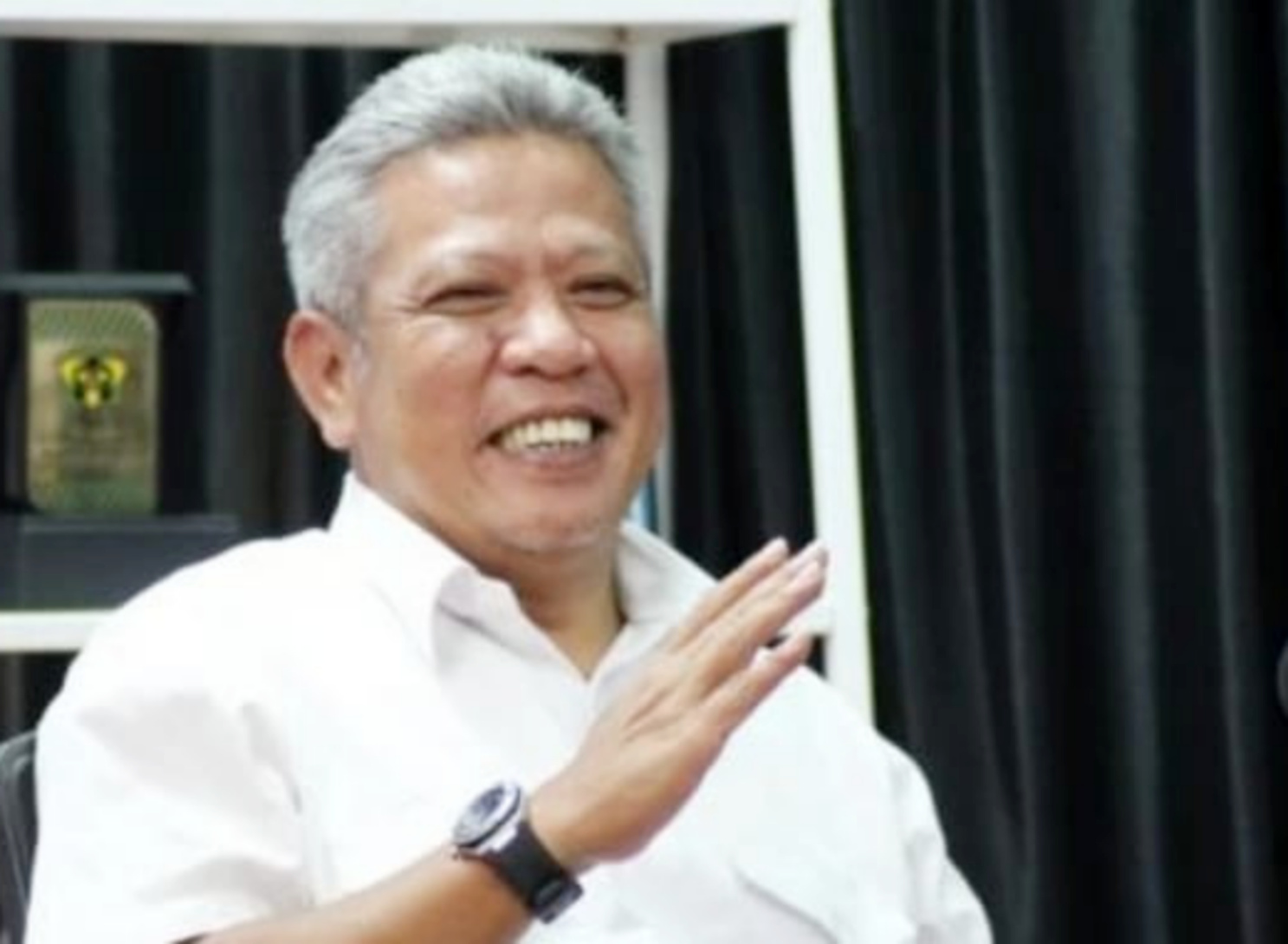 Terima Berita Acara Pasca Pemeriksaan Kesehatan, Muda Optimis Kesehatannya Baik