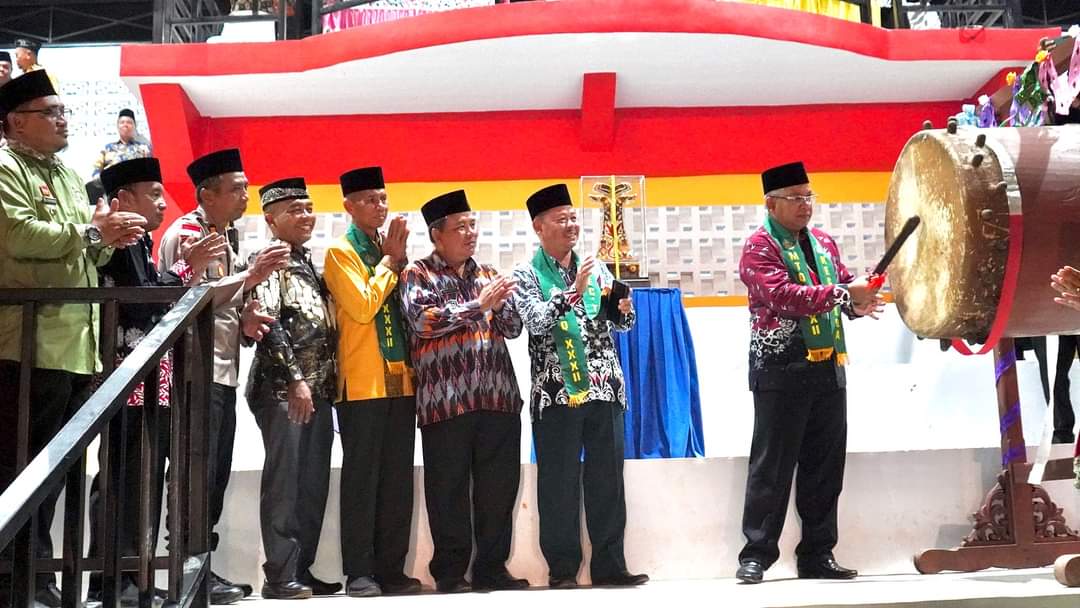 Pj Setda Sanggau Buja MTQ ke XXXl Tingkat Kabupaten di Kecamatan Toba