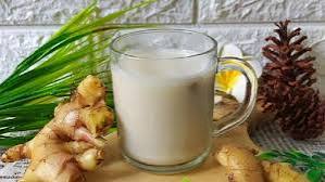Lima Manfaat Minum Susu Jahe
