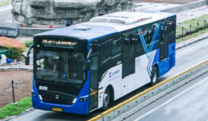 Ada HUT TNI, Naik Transjakarta hanya Rp1