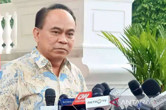 Perusahaan Penyedia E-Wallet Fasilitasi Judol Ditegur Keras Menkominfo