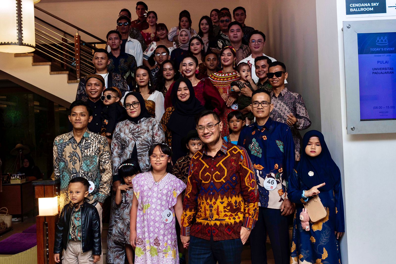 KarnavALL Batik Indonesia 2024: Perayaan Warisan Budaya di Mercure & Ibis Pontianak City Center