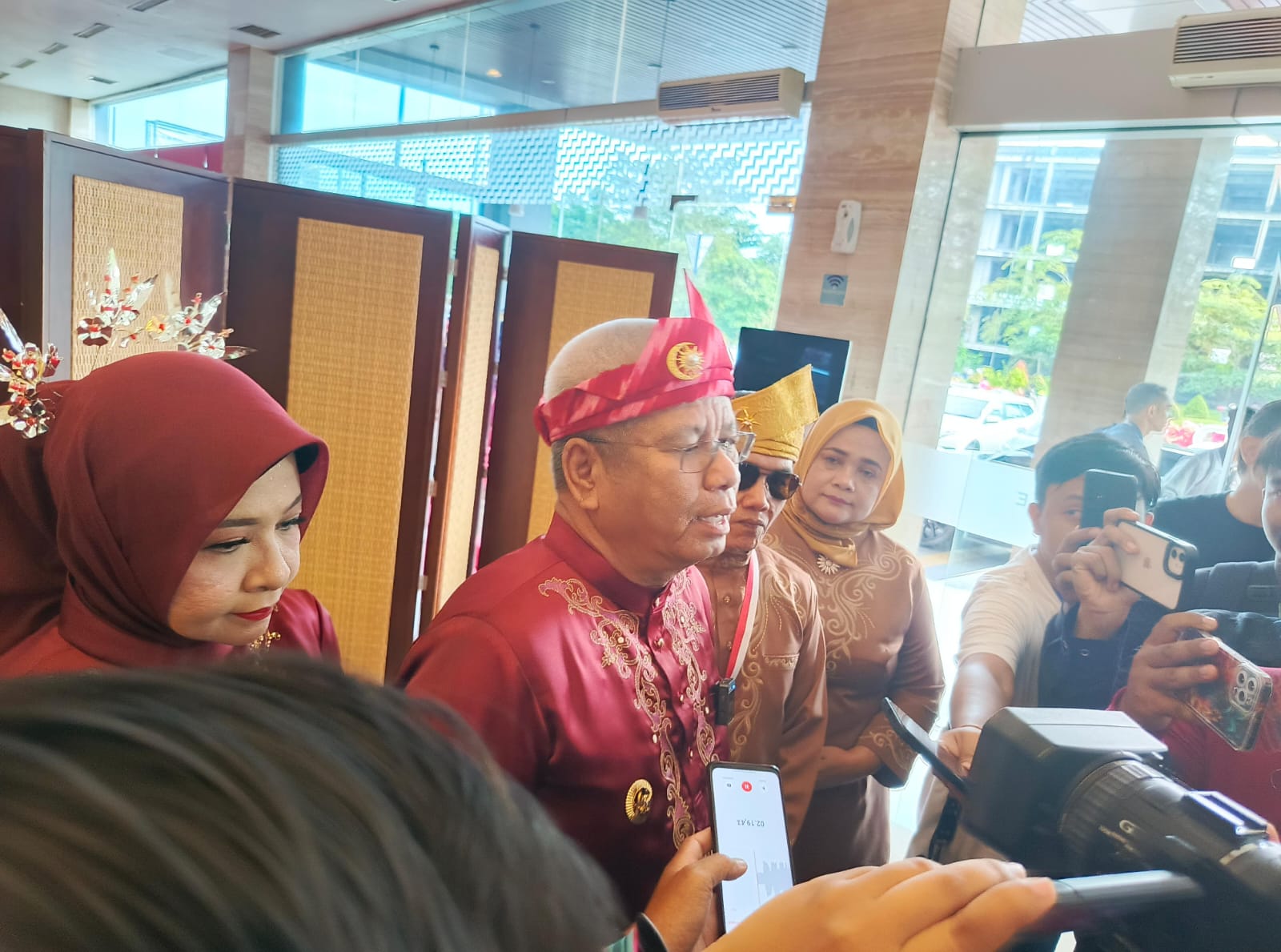 Harisson Ingatkan Masyarakat Saring Informasi Jelang Pilkada