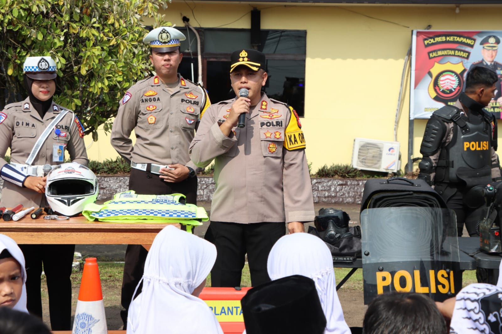 Kapolres Ketapang Sambut Kunjungan Edukasi Siswa TK dan SD dalam Program Polisi Sahabat Anak