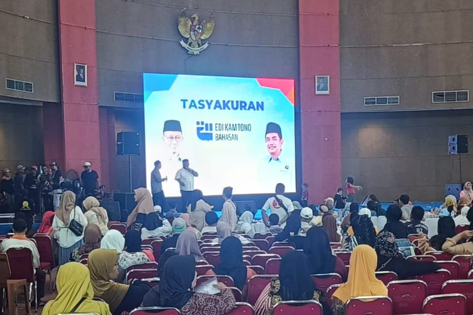 Tasyakuran Kemenangan Edi Rusdi Kamtono dan Bahasan di Pontianak: Harapan dan Komitmen untuk Masyarakat