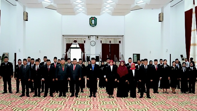 32 Pejabat Fungsional Dilantik, Harisson Pinta Profesional dalam Bertugas