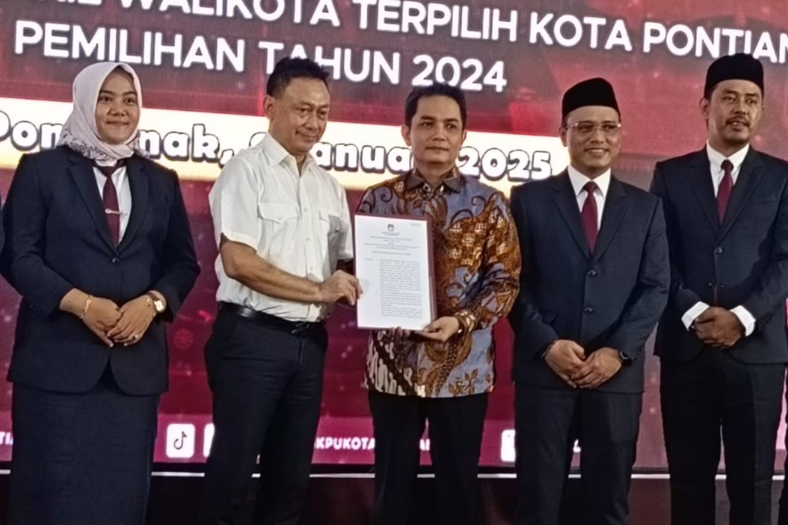 KPU Tetapkan Edi Rusdi Kamtono-Bahasan Sebagai Wali Kota dan Wakil Wali Kota Pontianak 2024