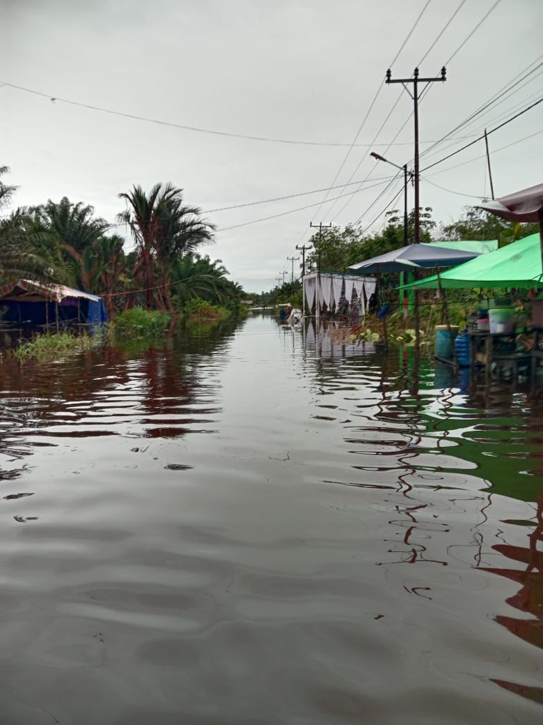 Sambas Banjir, 477 KK di Kecamatan Galing Terdampak