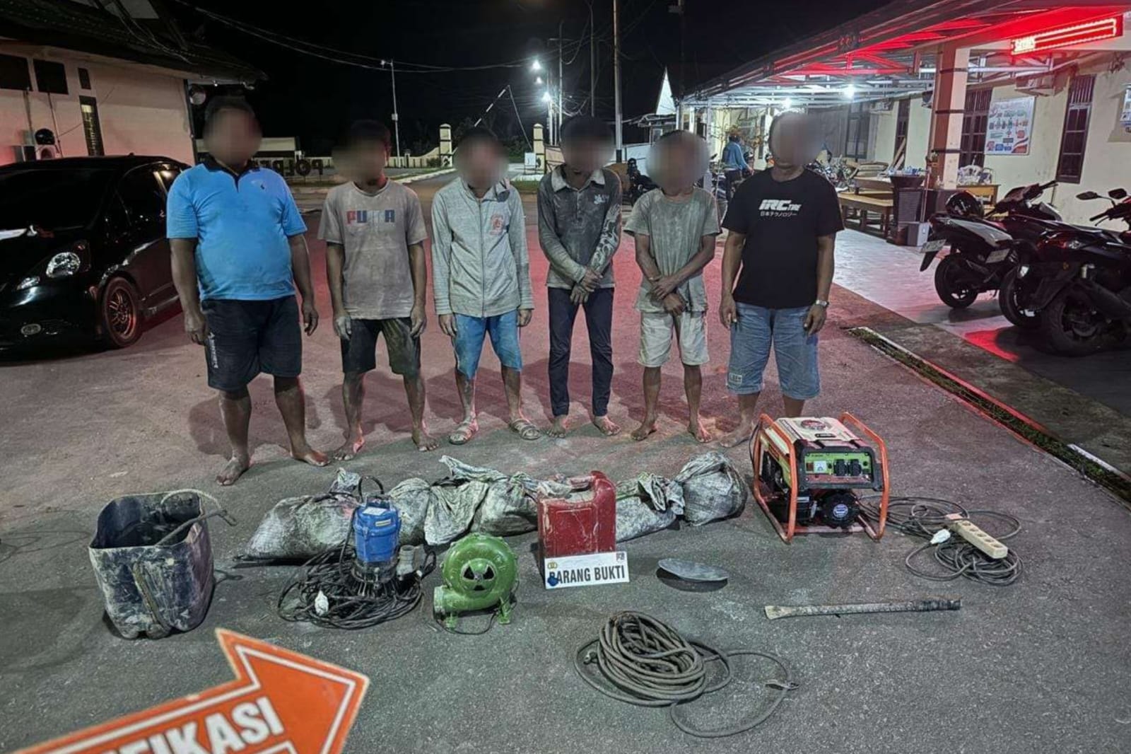 Polisi Tangkap Pelaku PETI di Sambas, Amankan 19 Karung Material Diduga Mengandung Emas