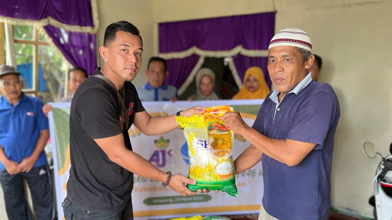 Aliansi Jurnalis Ketapang dan Hiswana Migas Bagikan 2 Ton Beras