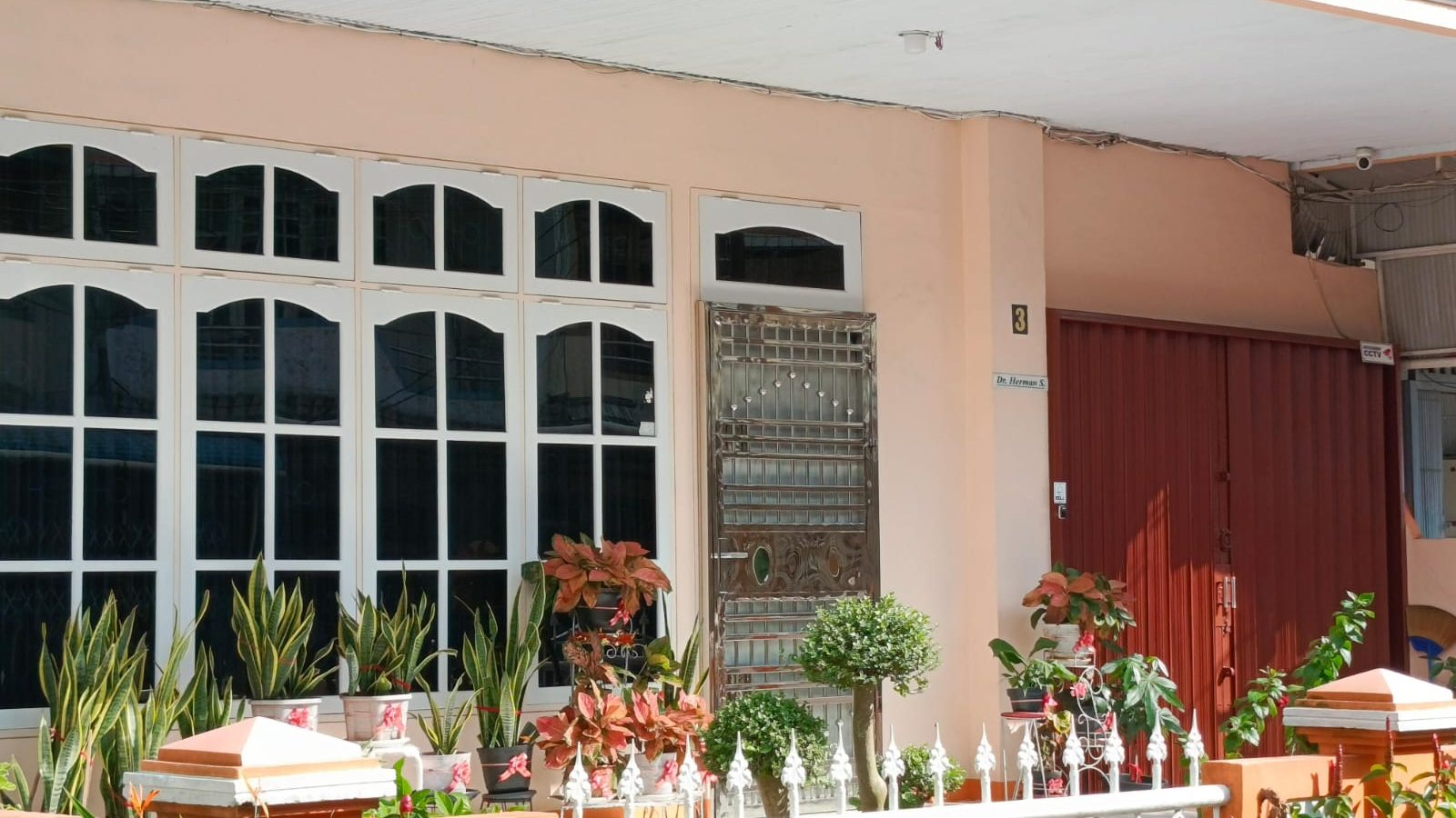 Rumah Dokter Asal Pontianak yang Bius dan Lecehkan Anak Perempuan di RSHS Bandung Kosong Tak Berpenghuni