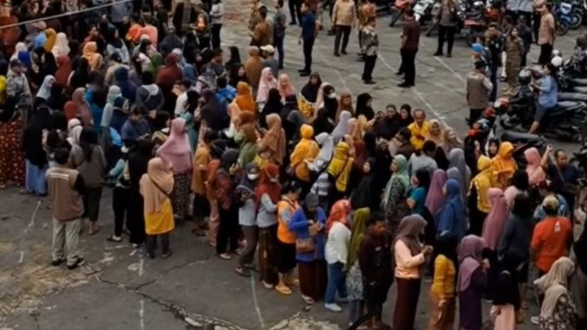 Operasi Pasar Sintang Resmi Dibuka, Disambut Antusiasme Warga