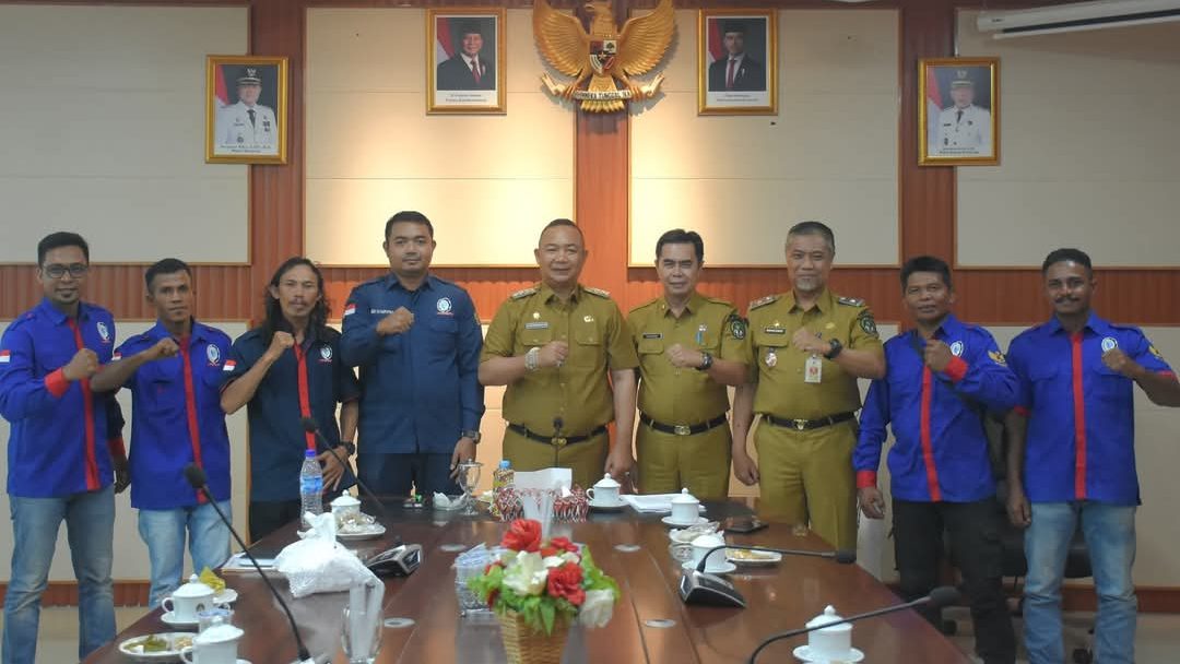 Audiensi Bersama FSBSI, Bupati Alex Berharap Terciptanya Lingkungan Kerja yang Adil dan Produktif