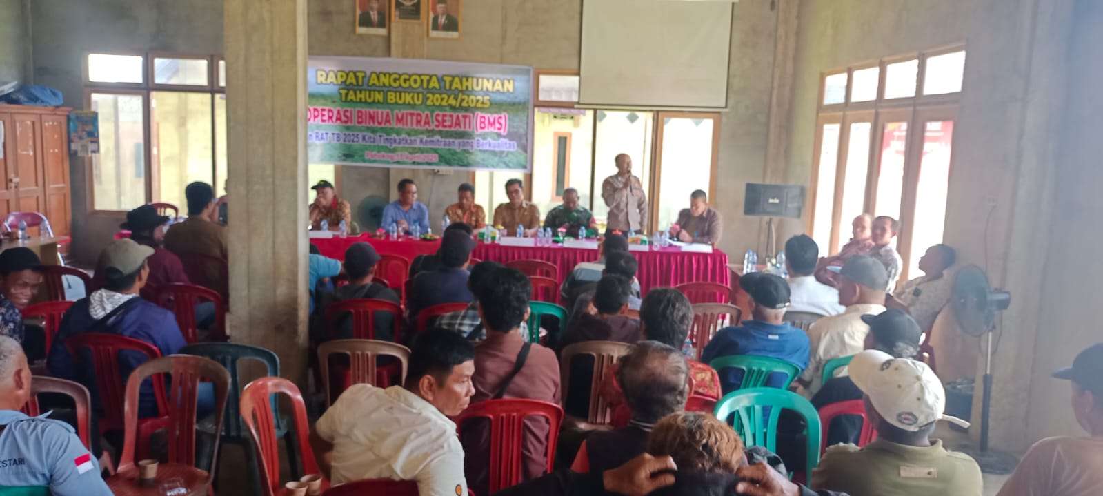 Polsek Mempawah Hulu Hadiri RAT Koperasi Binua Mitra Sejati, Dukung Ekonomi Warga