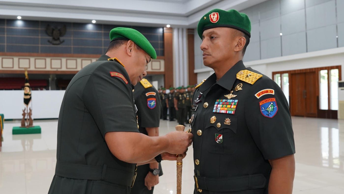Serah Terima Jabatan Kasdam XII/Tpr, Brigjen TNI Putra Widyawinaya Siap Emban Tugas Baru