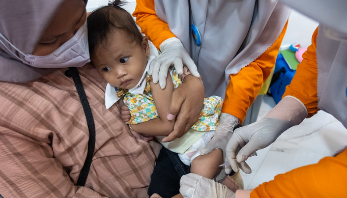 Ajak Masyarakat Imunisasi Anak RSUD SSMA: Cegah KIPI dengan Langkah Tepat, Imunisasi Aman untuk Buah Hati