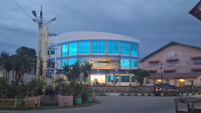 Terjadi Sengketa Tanah di Kabupaten Sintang! Apakah Mafia Dalang di Dalamnya? Atau Pemerintah Turut Berperan?