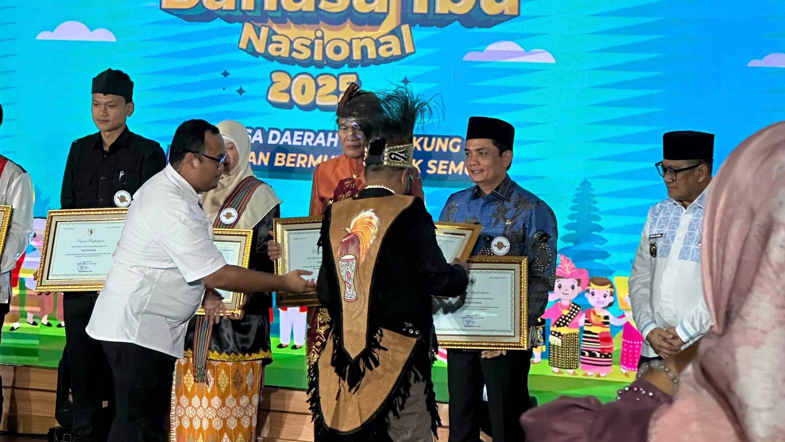 Pontianak Raih Penghargaan Nasional atas Upaya Pelestarian Bahasa Daerah