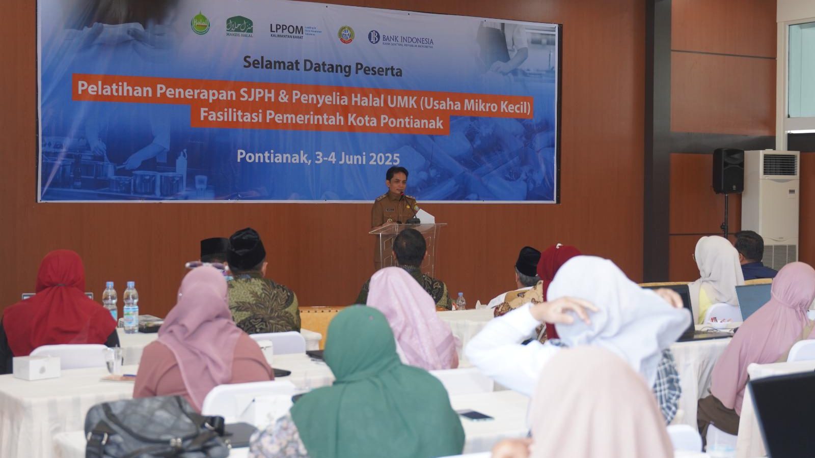 Dorong Produk Halal, 47 UMKM Pontianak Jalani Pelatihan Penyelia Halal