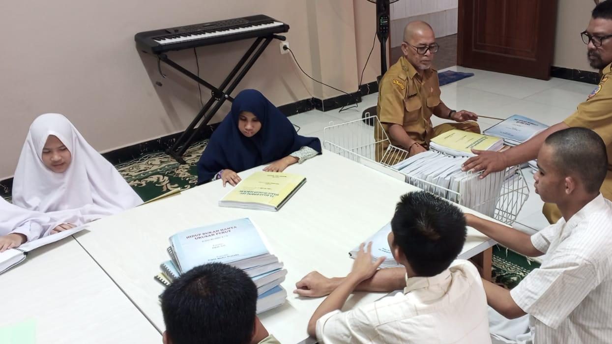 Literasi untuk Semua, Inovasi Pontianak Antar Buku ke Disabilitas dan Anak Panti