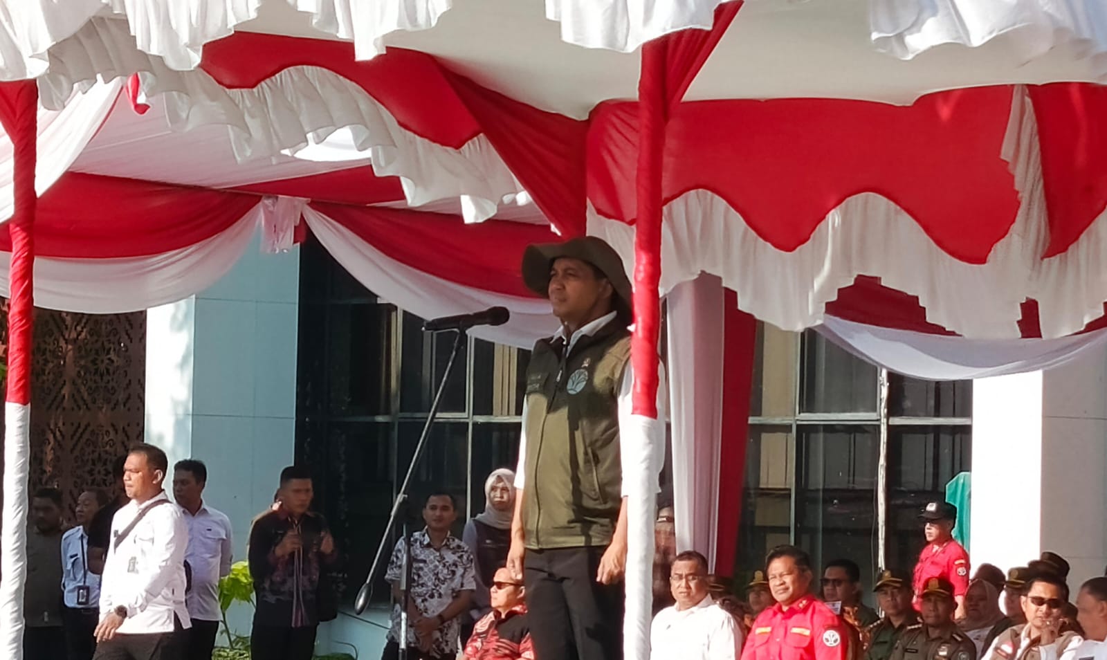Menteri Kehutanan Raja Juli Apresiasi Penurunan Karhutla di Kalimantan Barat dalam 5 Tahun Terakhir