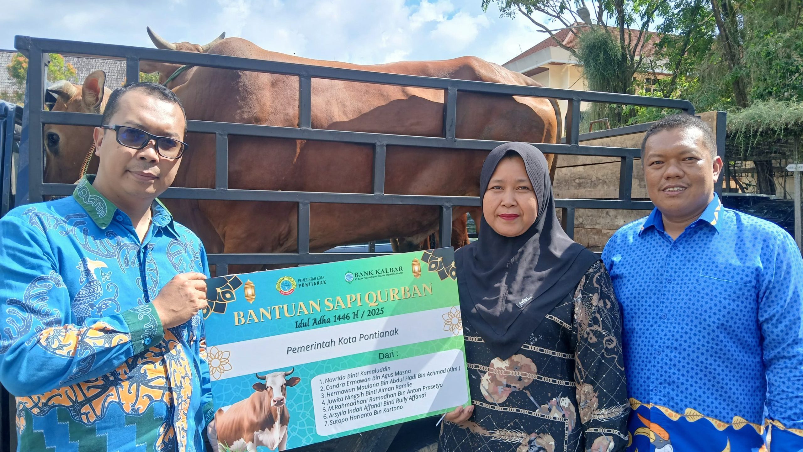 Bank Kalbar Salurkan 29 Hewan Kurban ke Seluruh Kalbar Sambut Idul Adha 1446 H