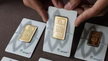 Harga Emas Antam Turun Jadi Rp 1,9 Juta per Gram, Buyback Ikut Turun