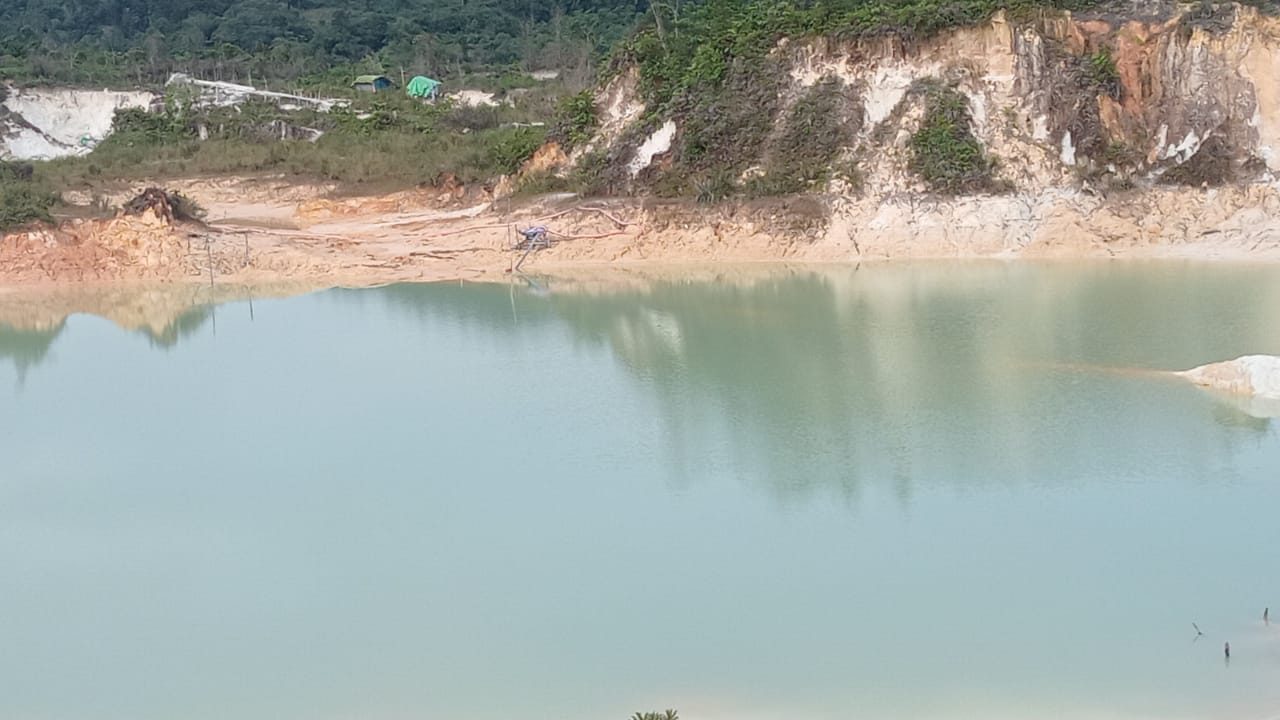 Warga Resah, Kegiatan PETI di Kolam Biru Selakau Sambas Rusak Lokasi wisata