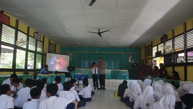GenRe Sambas Edukasi Siswa SMPN 1 Sambas Cegah Bullying Sejak Dini