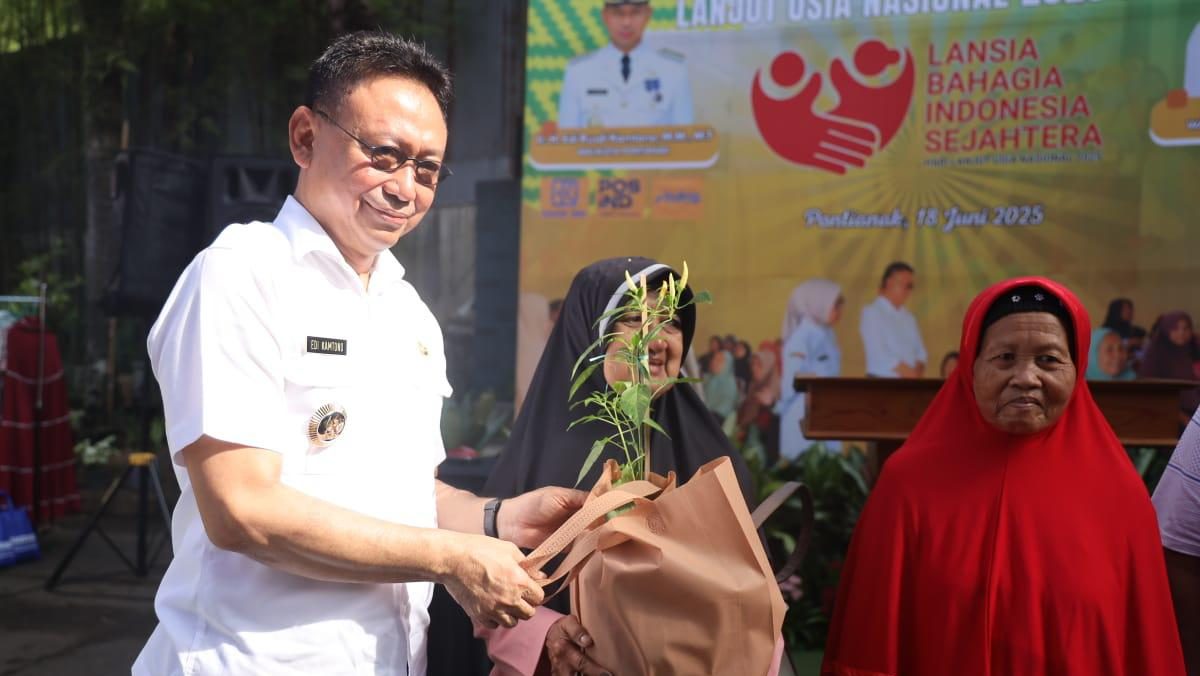 Puluhan Lansia di Pontianak Rayakan Hari Lanjut Usia Nasional 2025 dengan Semangat Hidup Sehat