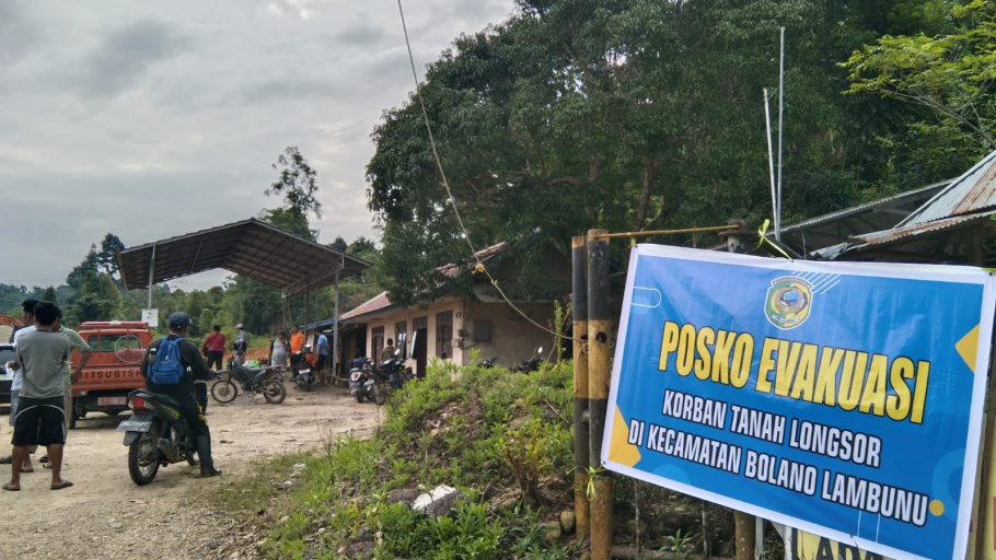 Longsor Parigi Moutong, Tujuh Warga Masih Dicari Tim Gabungan