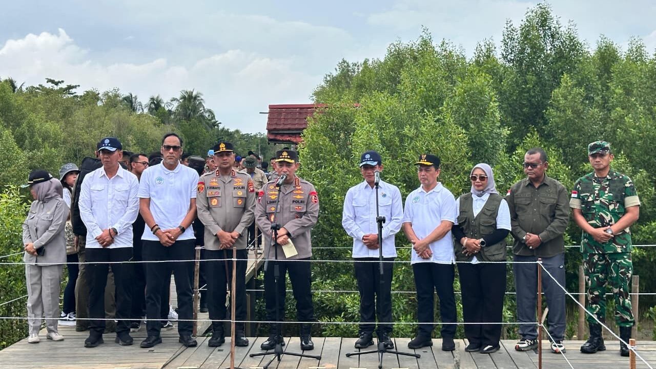 Jaga Ekosistem Pesisir, Penanaman Mangrove Skala Nasional Digelar di Mempawah