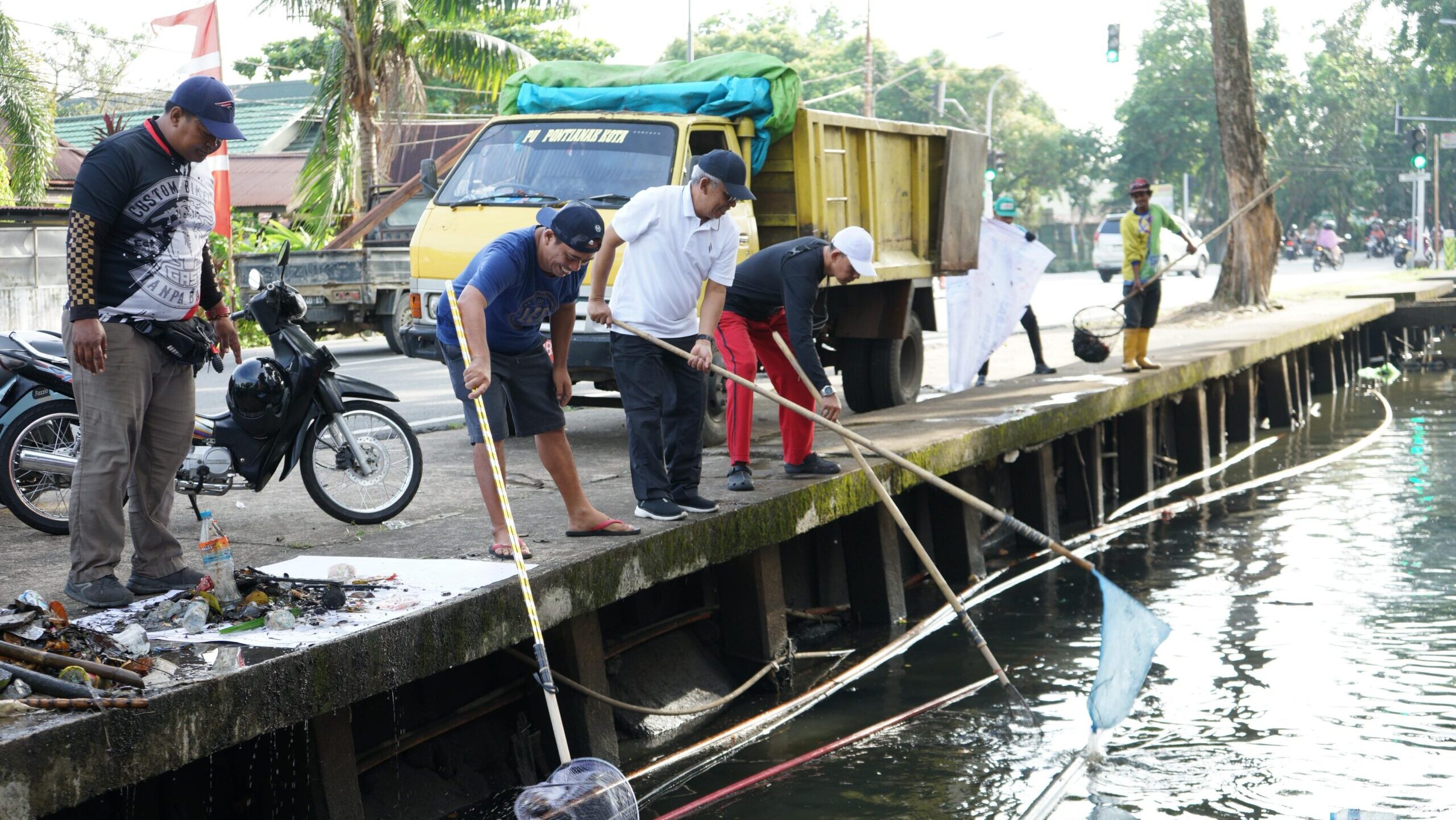 Hadapi 400 Ton Sampah Harian, Sekda Pontianak Ajak Warga Gencarkan Pilah Sampah dari Rumah